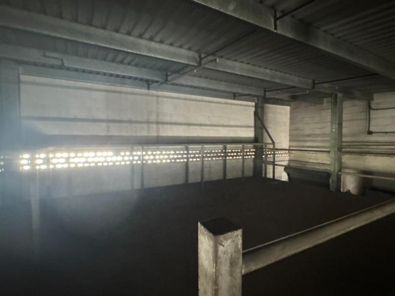 Renta de Local con Bodega comercial sobre avenida transitada