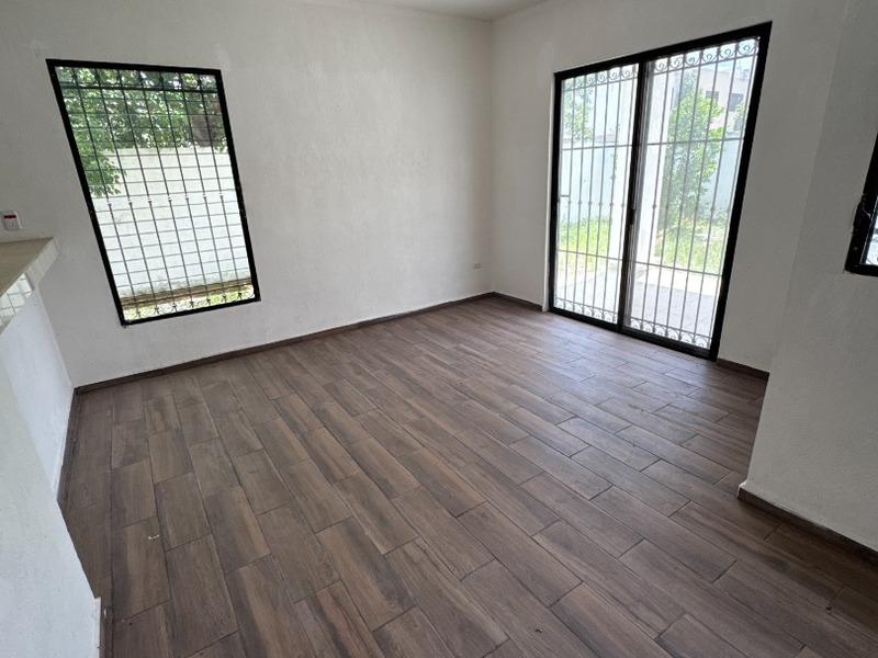 Renta Casa en cerrada Caimitos Residencial Gran Santa Fe