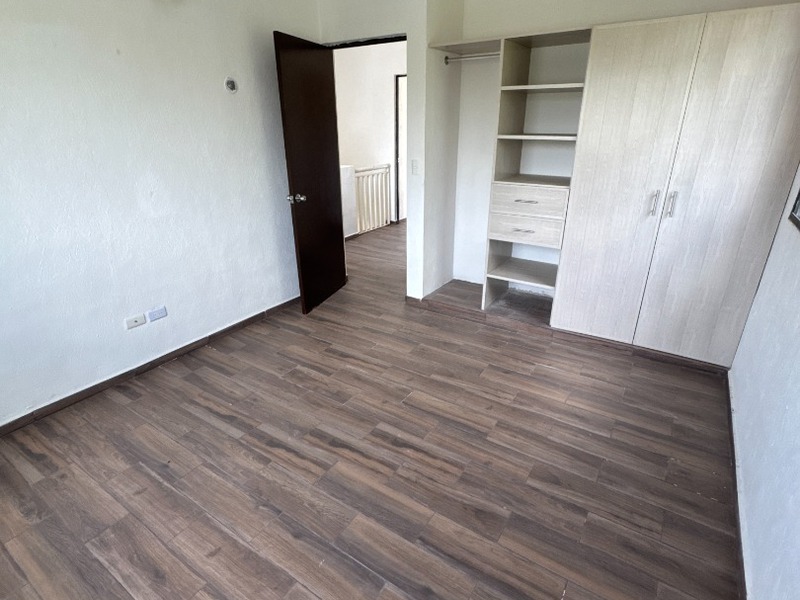 Renta Casa en cerrada Caimitos Residencial Gran Santa Fe