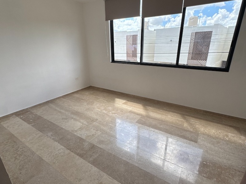 Townhouse en Renta en Privada Yukan Cholul