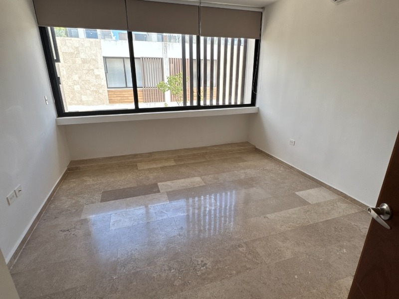 Townhouse en Renta en Privada Yukan Cholul