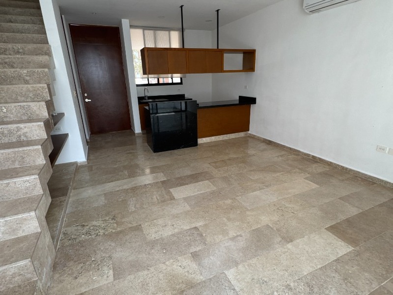 Townhouse en Renta en Privada Yukan Cholul