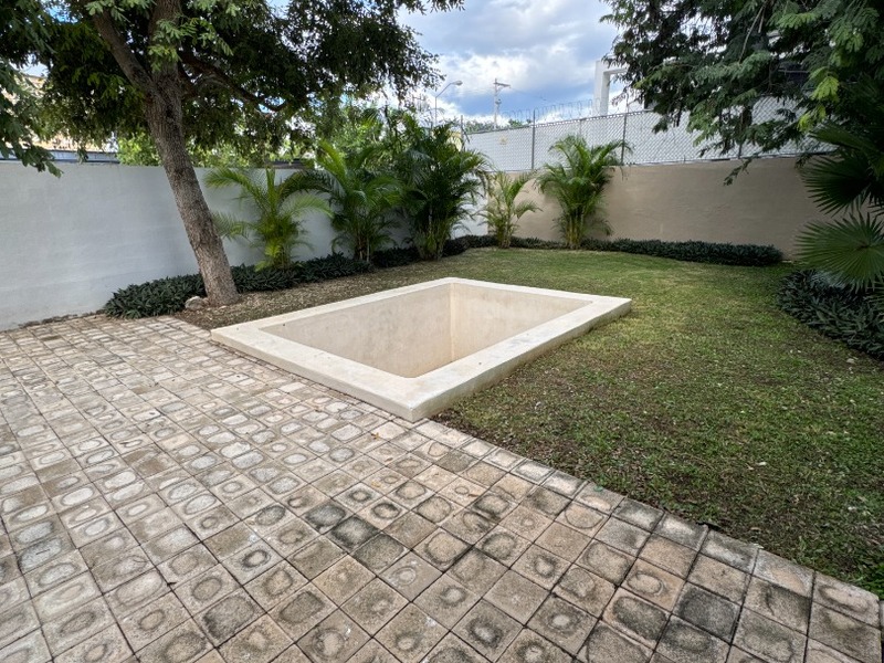 Real Laguna: Casas en Venta con piscina en Mérida, Yucatán
